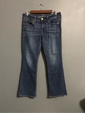 American Eagle “kick boot” Bootcut casual dark wash denim jeans women’s 10 short